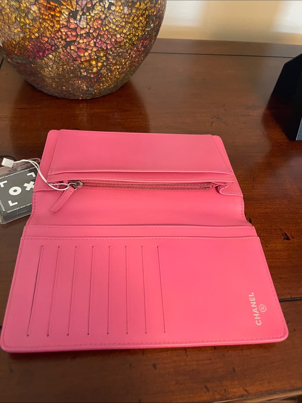 EUC CHANEL COCO BUTTON (CC) LONG BIFOLD WALLET GRAINED CALFSKIN PINK LEATHER - Picture 10 of 17